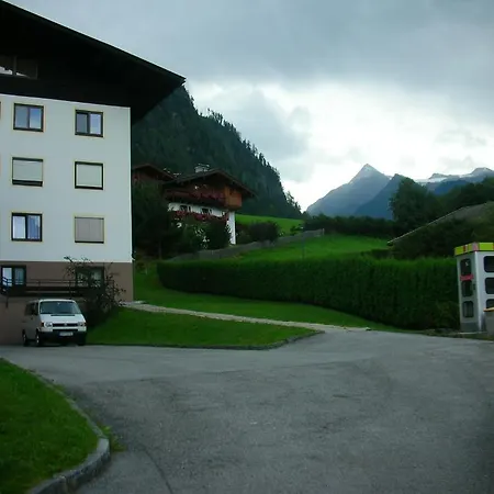 Almwiese Hotel