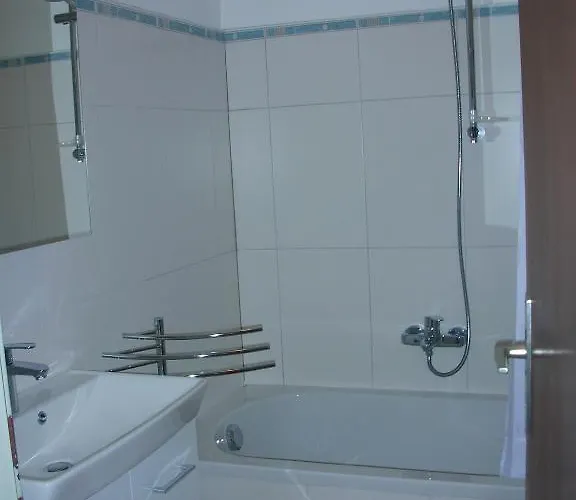 Almwiese Отель 3*